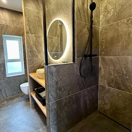 De Charme - Le Large Apartment